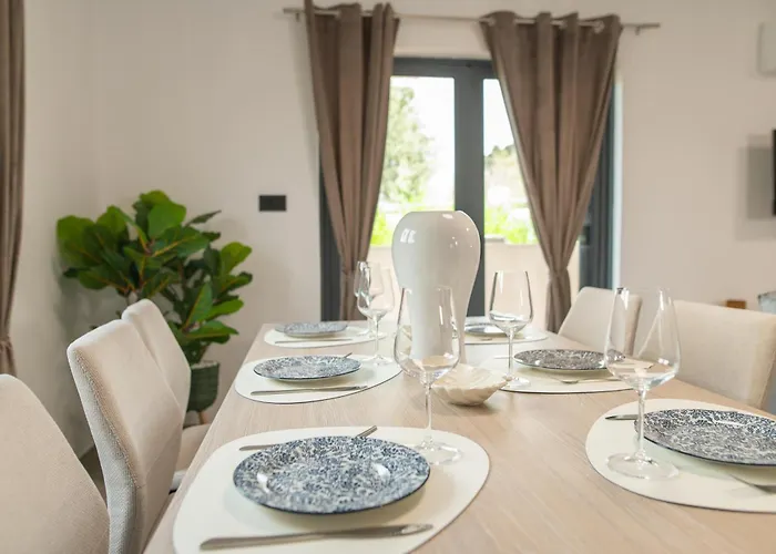 Cozy Family House Kos Appartement *